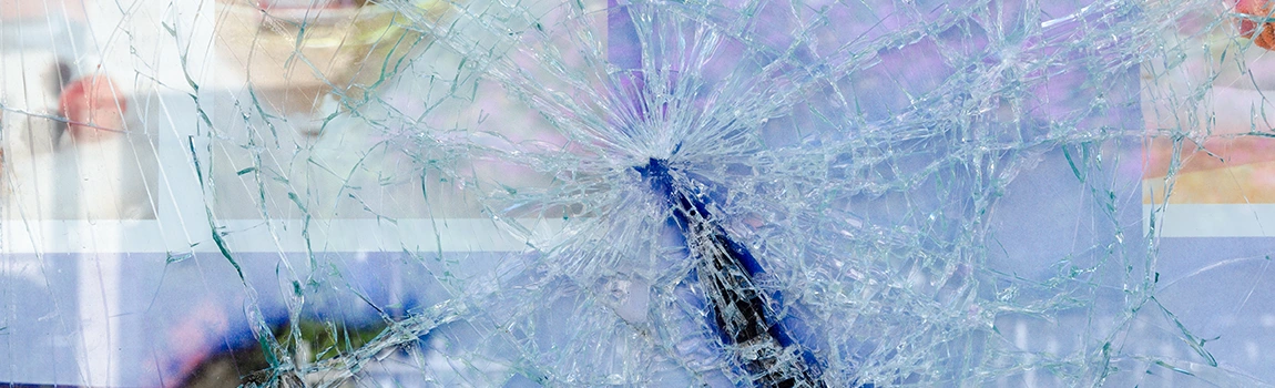 Window Broken Glass Repair in Tarpon Springs, FL