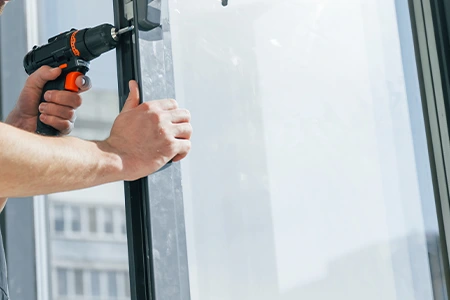Residential Window Glass Repair in Tarpon Springs, FL